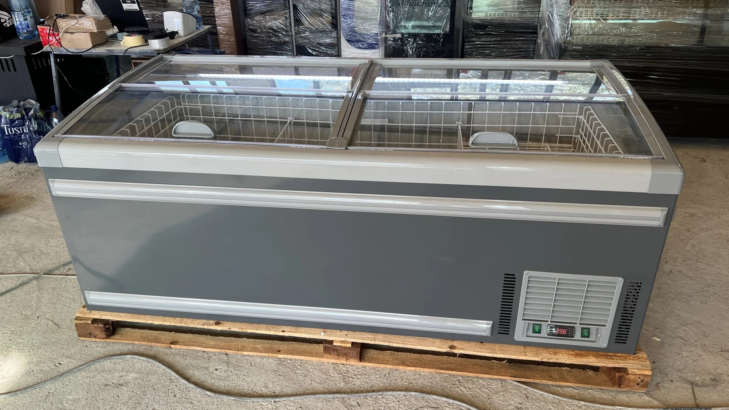 Lada frigorifica orizontala - MOD LO210