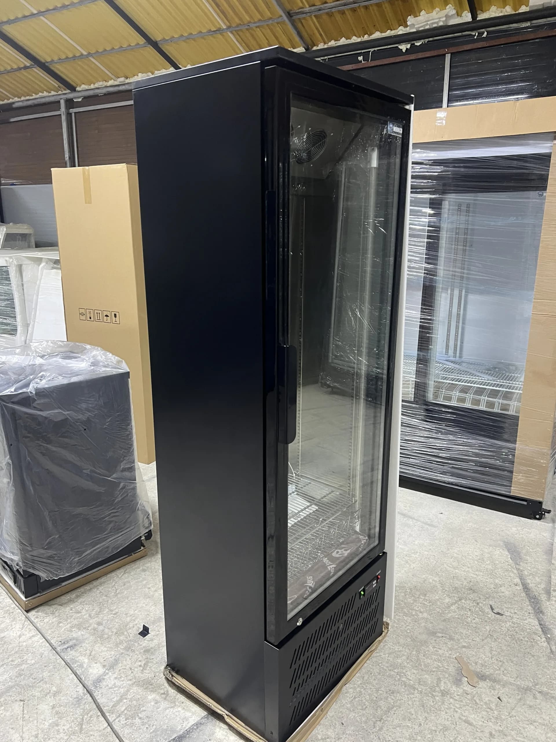 Vitrina frigorifica verticala 182cm LED