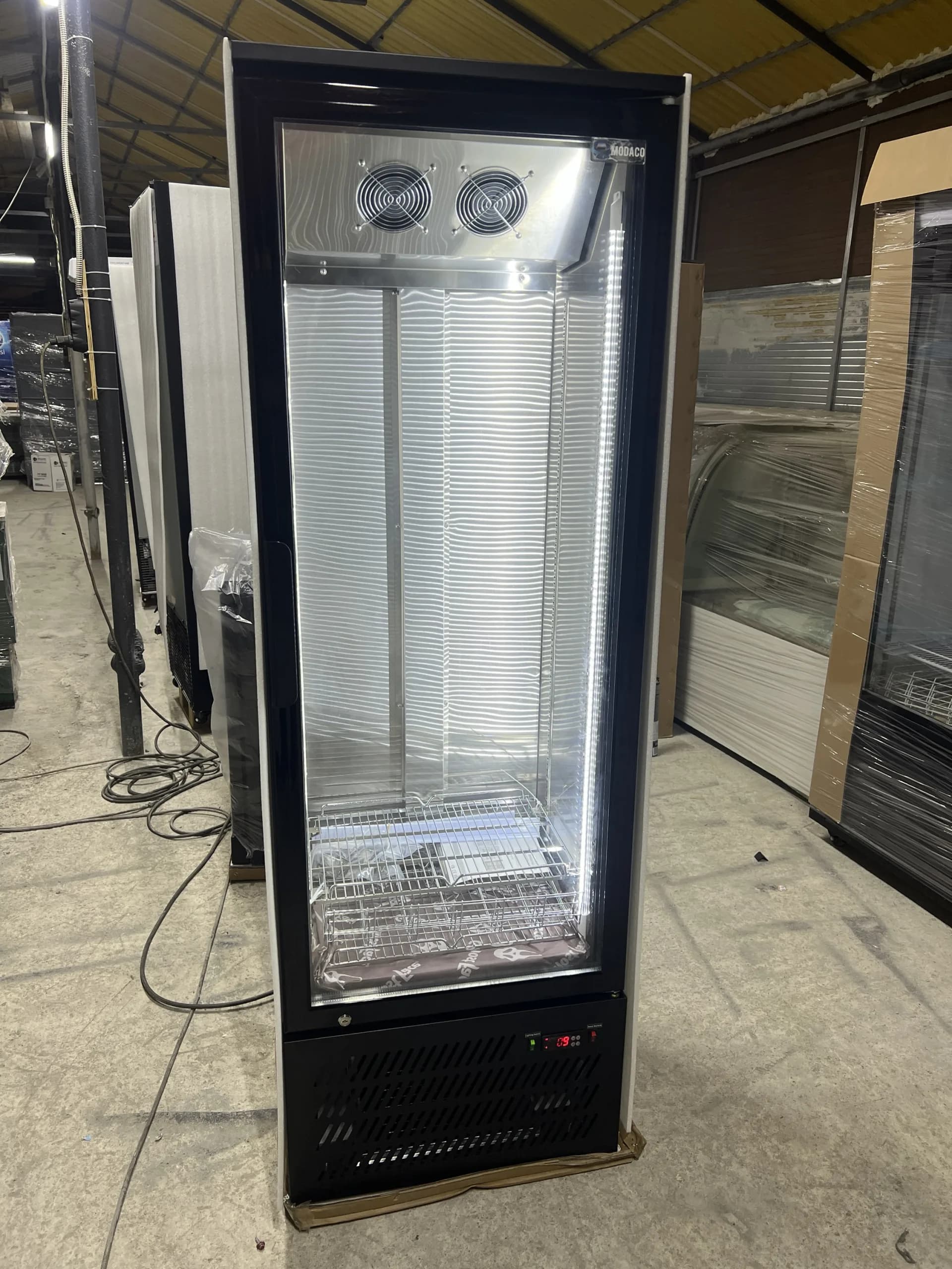 Vitrina frigorifica verticala 182cm LED