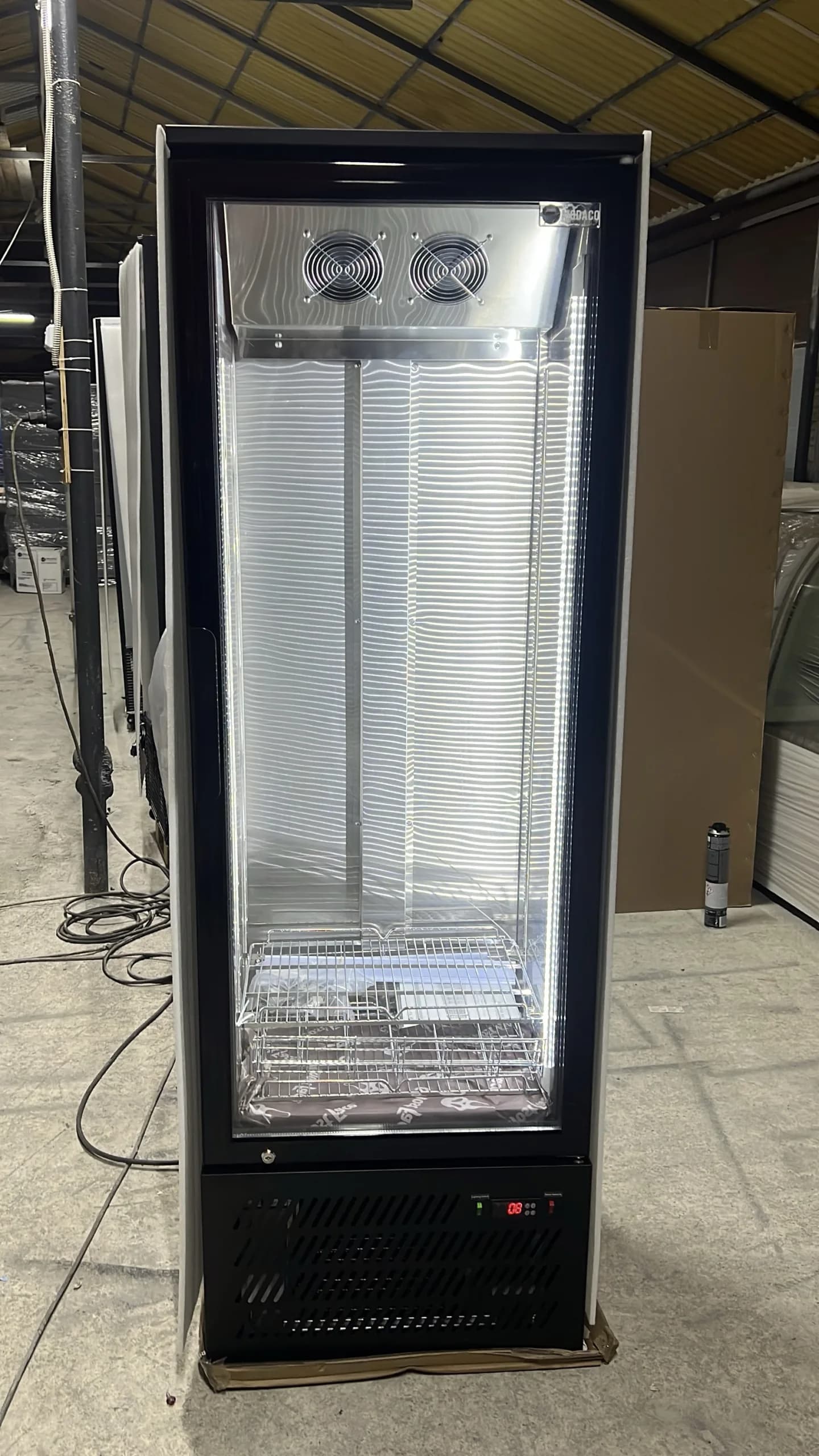 Vitrina frigorifica verticala 182cm LED